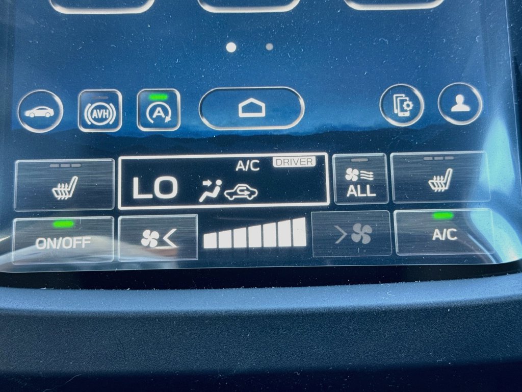 Used 2026 Subaru Forester Premium AWD/4WD image 21