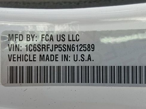 Used 2025 RAM 1500 Laramie image 35