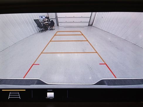 Used 2019 Chevrolet Colorado LT image 27