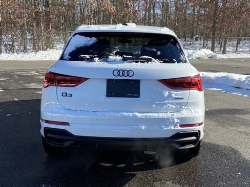 Certified 2025 Audi Q3 2.0T Premium w/ Convenience Package image 6