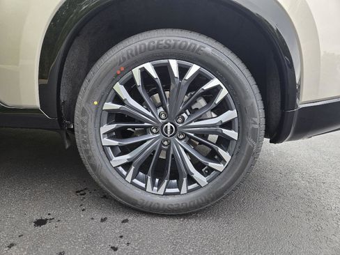 New 2026 Nissan Rogue Platinum AWD/4WD image 9