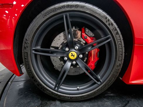 Used 2015 Ferrari 458 Speciale Coupe RWD image 50