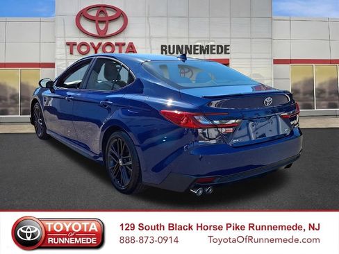 Certified 2025 Toyota Camry SE w/ Convenience Package FWD image 4