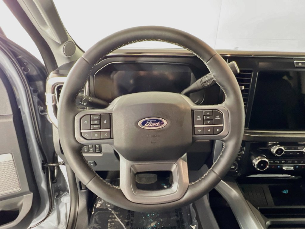 New 2026 Ford F350 Lariat w/ FX4 Off-Road Package AWD/4WD image 8