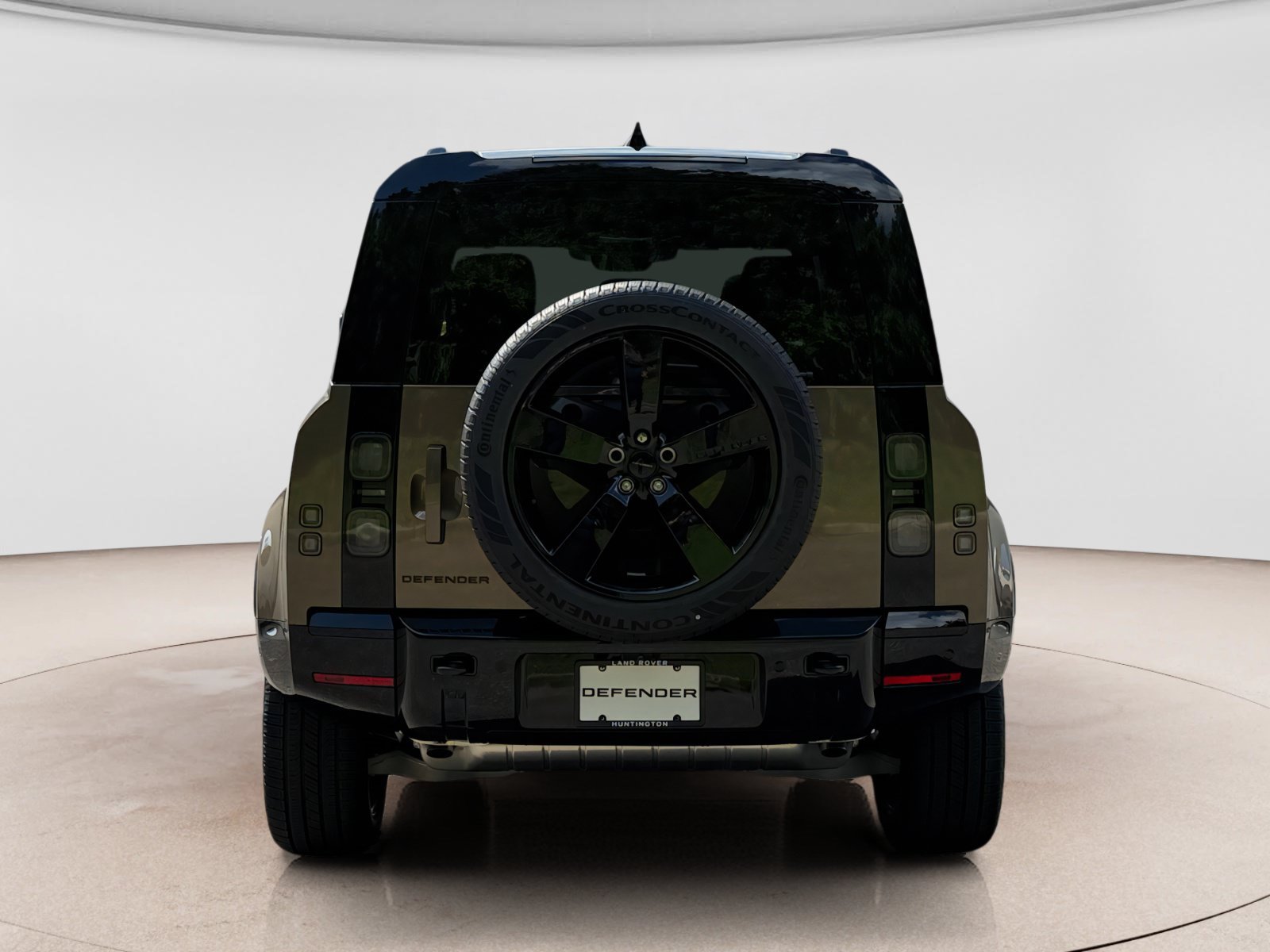 New 2026 Land Rover Defender 110 X-Dynamic SE AWD/4WD image 4