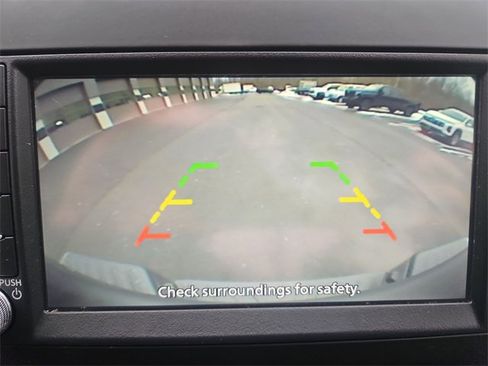 Used 2021 Nissan Frontier SV image 14