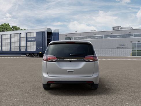 New 2026 Chrysler Voyager LX image 8