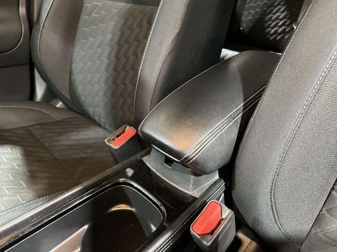 Used 2023 Nissan Kicks SV FWD image 22