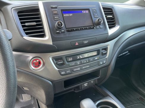 Used 2019 Honda Ridgeline Sport image 13