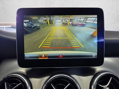 Used 2018 Mercedes-Benz CLA 250 image 14