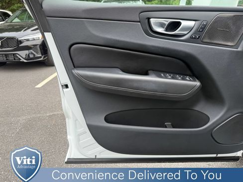 Certified 2023 Volvo XC60 B6 Ultimate w/ Protection Package Premier AWD/4WD image 16