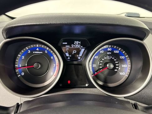 Used 2013 Hyundai Elantra GLS w/ Preferred Pkg FWD image 15