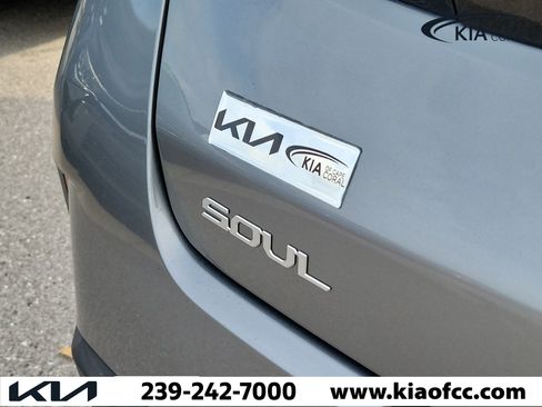 Certified 2023 Kia Soul LX w/ Option Group 015 FWD image 10