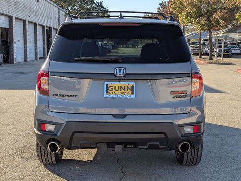 Used 2022 Honda Passport TrailSport image 6