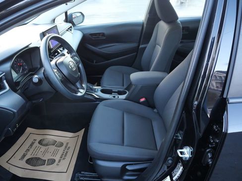 Used 2023 Toyota Corolla LE image 10