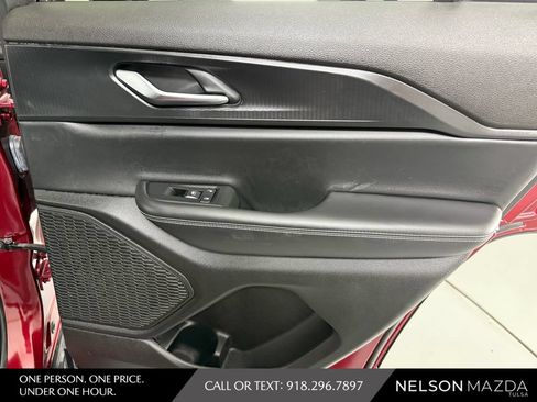 Used 2023 Jeep Grand Cherokee Altitude AWD/4WD image 40