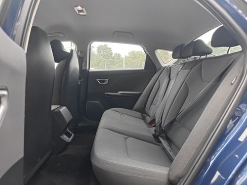 Used 2025 Kia K4 FWD image 24