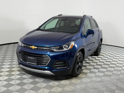 Used 2020 Chevrolet Trax LT w/ Driver Confidence Package FWD image 10