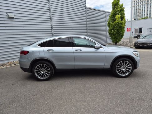 Used 2021 Mercedes-Benz GLC 300 4MATIC Coupe image 2