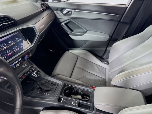 Used 2020 Audi Q3 2.0T Prestige image 26