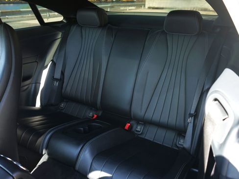 Used 2018 Mercedes-Benz E 400 4MATIC Coupe image 17