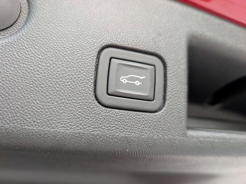 Used 2023 Chevrolet Equinox RS w/ RS Leather Package FWD image 37