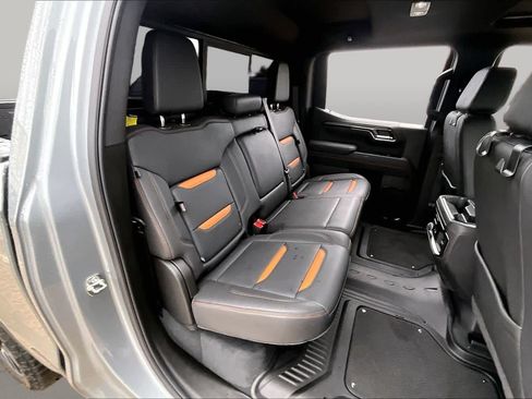 Used 2025 GMC Sierra 1500 AT4 w/ AT4 Premium Package AWD/4WD image 20