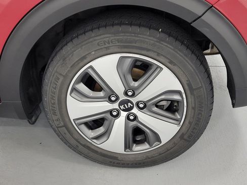 Used 2019 Kia Niro LX FWD image 12