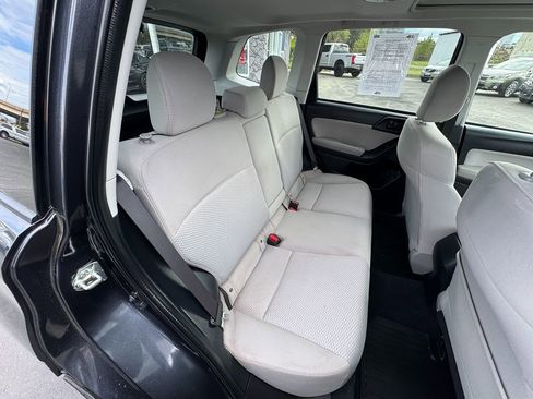 Used 2016 Subaru Forester 2.5i Premium w/ All-Weather Package AWD/4WD image 25