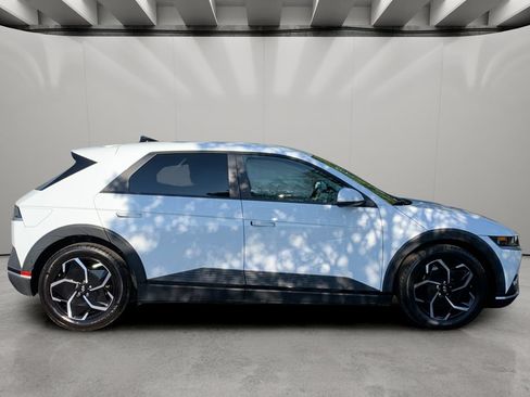 Certified 2024 Hyundai Ioniq 5 SE AWD/4WD image 6
