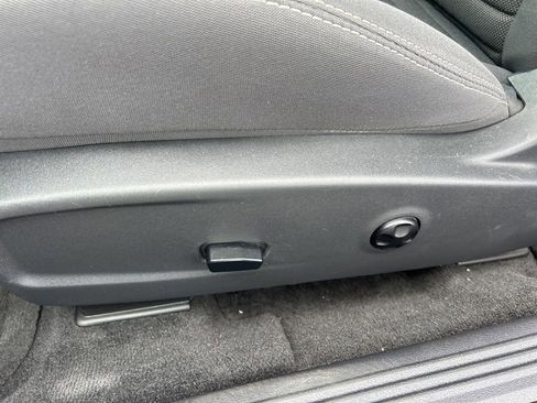 Used 2014 Dodge Challenger SRT8 Core w/ Electronics Convenience Group image 9