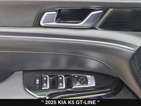 Used 2025 Kia K5 GT-Line w/ GT-Line Premium Package FWD image 15