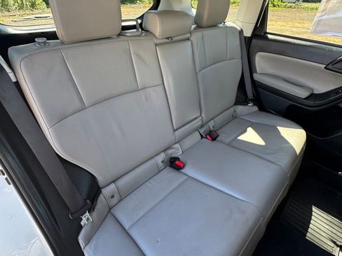 Used 2015 Subaru Forester 2.5i Limited AWD/4WD image 30