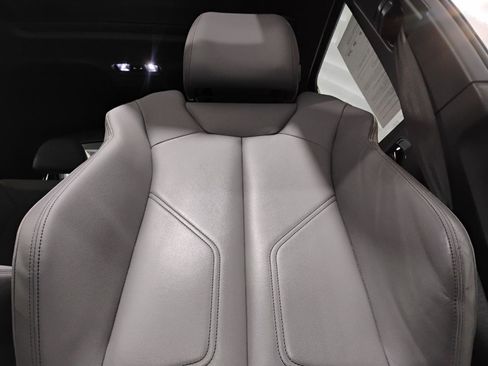 Used 2023 Audi Q3 2.0T Premium Plus w/ Premium Plus Package image 64