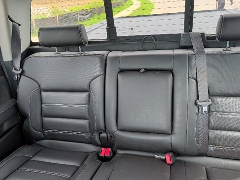 Used 2019 GMC Sierra 2500 Denali w/ Duramax Plus Package AWD/4WD image 24