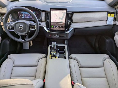 New 2026 Volvo XC90 T8 Ultra AWD/4WD image 14