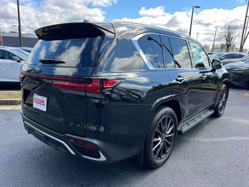 Used 2026 Lexus LX 600 F Sport AWD/4WD image 6