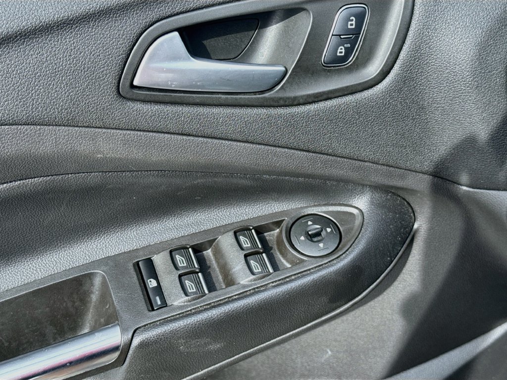 Used 2019 Ford Escape SEL AWD/4WD image 17