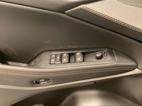 Used 2026 Jeep Cherokee Limited AWD/4WD image 19