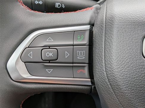 New 2026 Jeep Compass Trailhawk w/ Sun, Sound & Navigation Group AWD/4WD image 27