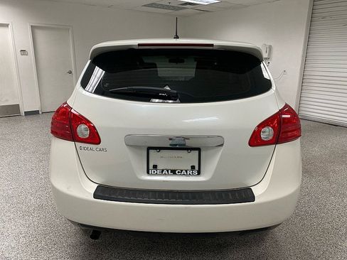Used 2011 Nissan Rogue S image 6