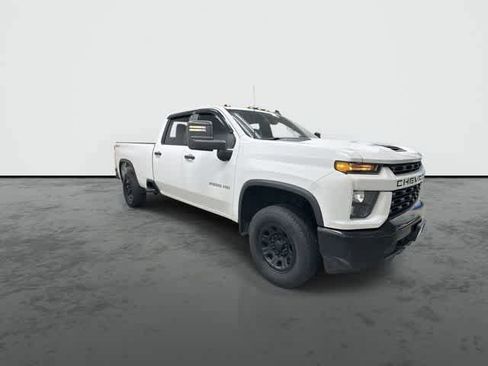 Used 2020 Chevrolet Silverado 2500 Custom w/ Custom Value Package image 5