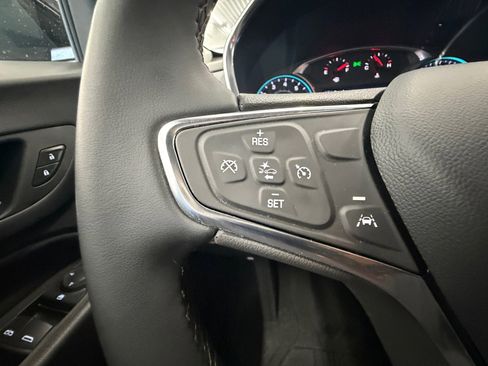 Used 2024 Chevrolet Equinox LT w/ LPO, Floor Liner Package AWD/4WD image 17
