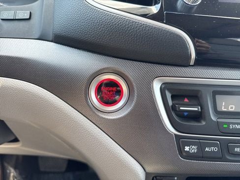 Used 2023 Honda Ridgeline RTL-E image 22