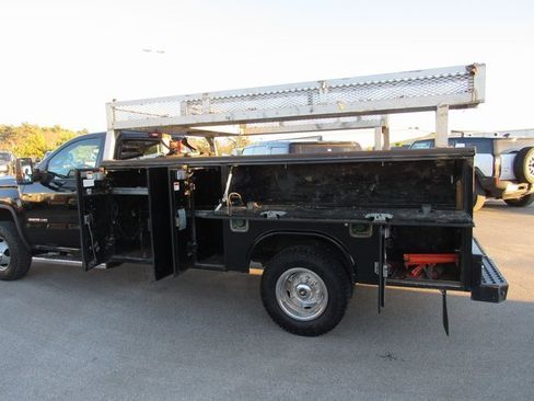 Used 2016 GMC Sierra 3500 Base w/ Sierra Convenience Package image 27