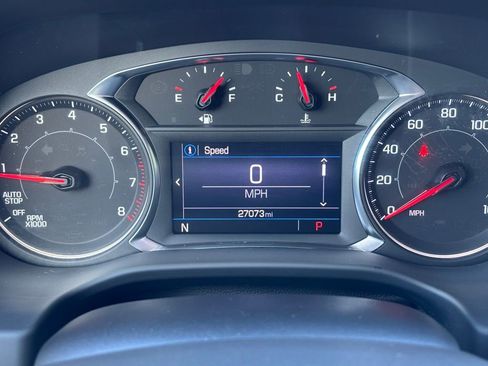 Used 2023 GMC Acadia SLE w/ Driver Convenience Package image 34