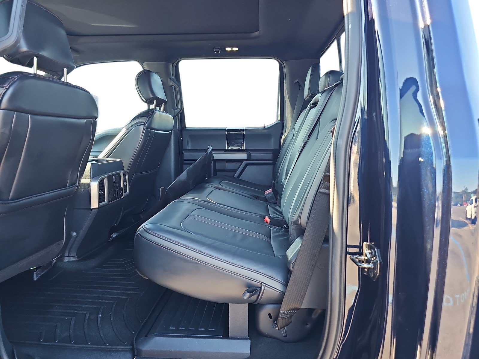 Used 2022 Ford F250 Platinum AWD/4WD image 11