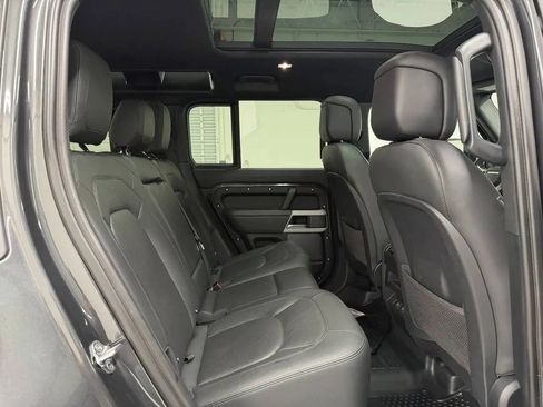 Used 2024 Land Rover Defender 110 SE AWD/4WD image 16
