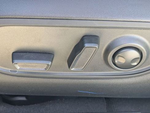 New 2026 Jeep Cherokee Limited image 19