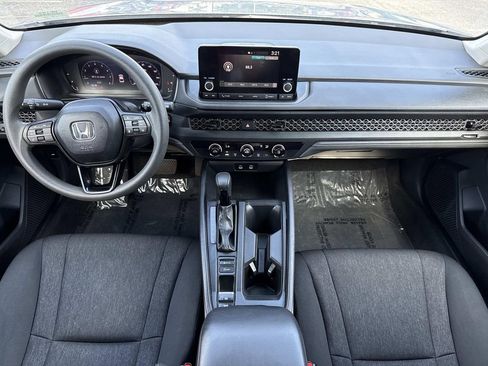Used 2024 Honda Accord LX image 17